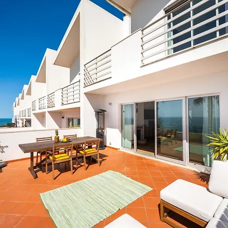 Nativo Big Wave Front Row 2br ナザレ