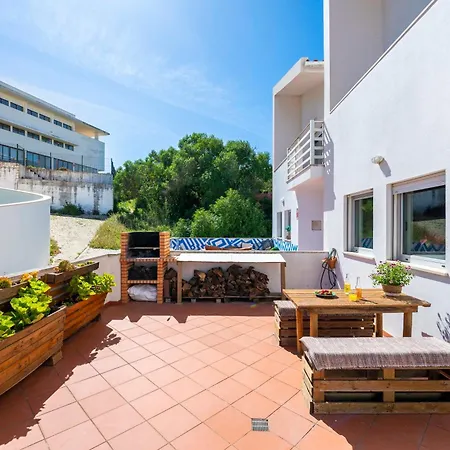 Nativo Big Wave Front Row 2br ナザレ