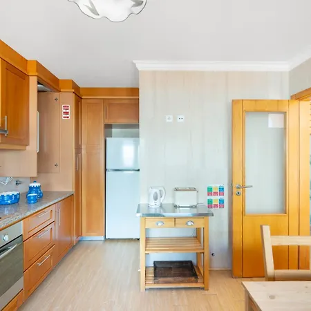 Nativo Big Wave Front Row 2br * ナザレ